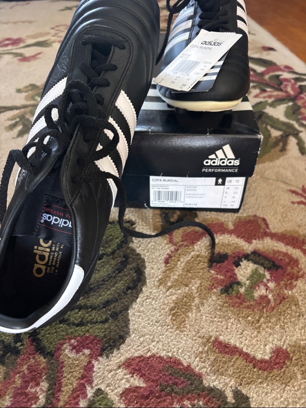*NEW Adidas Copa Mundial Men’s Black/White Soccer Cleats - Classic Leather